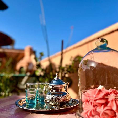 Riad Lauriers Blancs Marrakesh Bagian luar foto