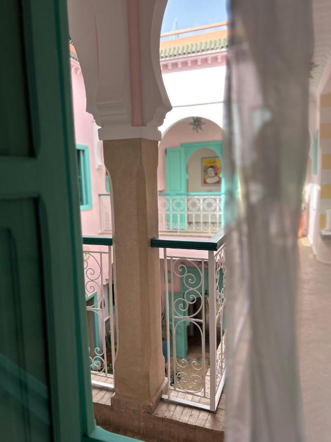 Riad Lauriers Blancs Marrakesh Bagian luar foto