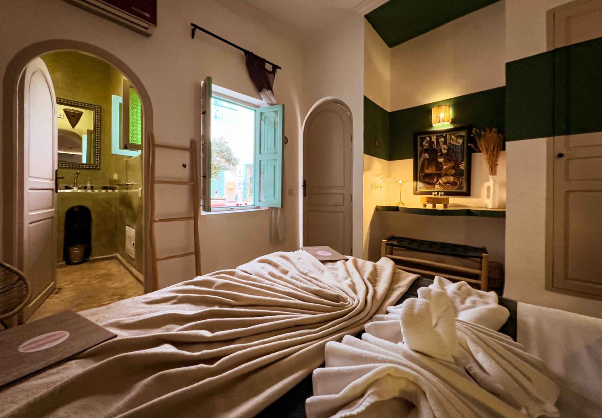 Riad Lauriers Blancs Marrakesh Bagian luar foto